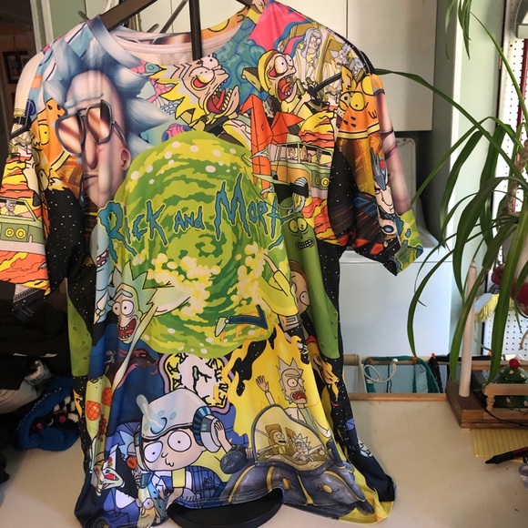 Rick and Morty Graphic T-Shirt - Picture 1 of 3